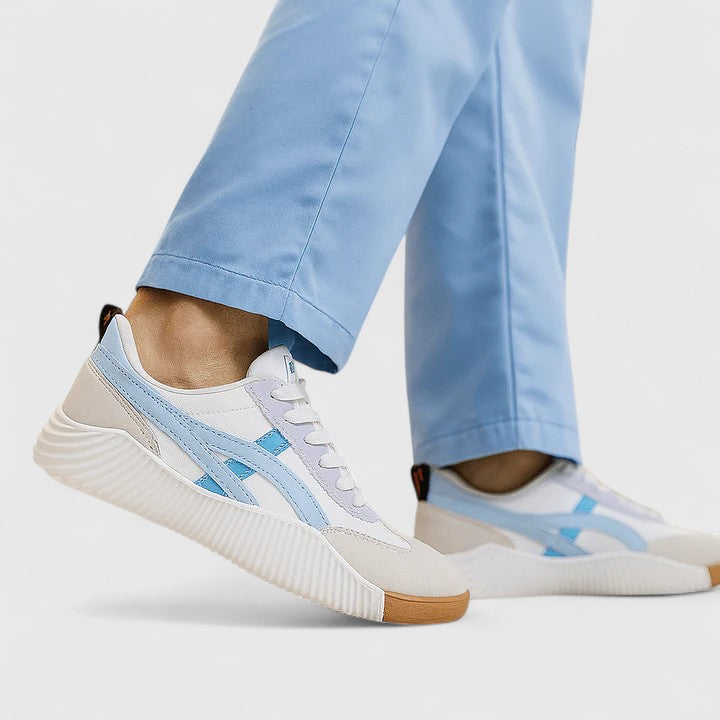 Damskie sneakersy ze sznurowaniem i pętelką do zakładania