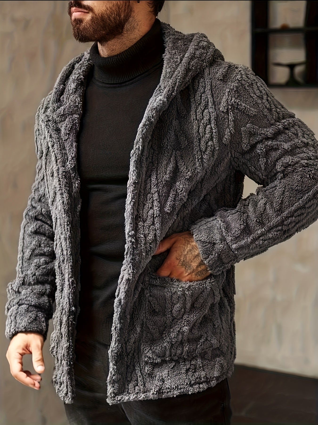 Męski kardigan z kapturem i splotem warkoczowym